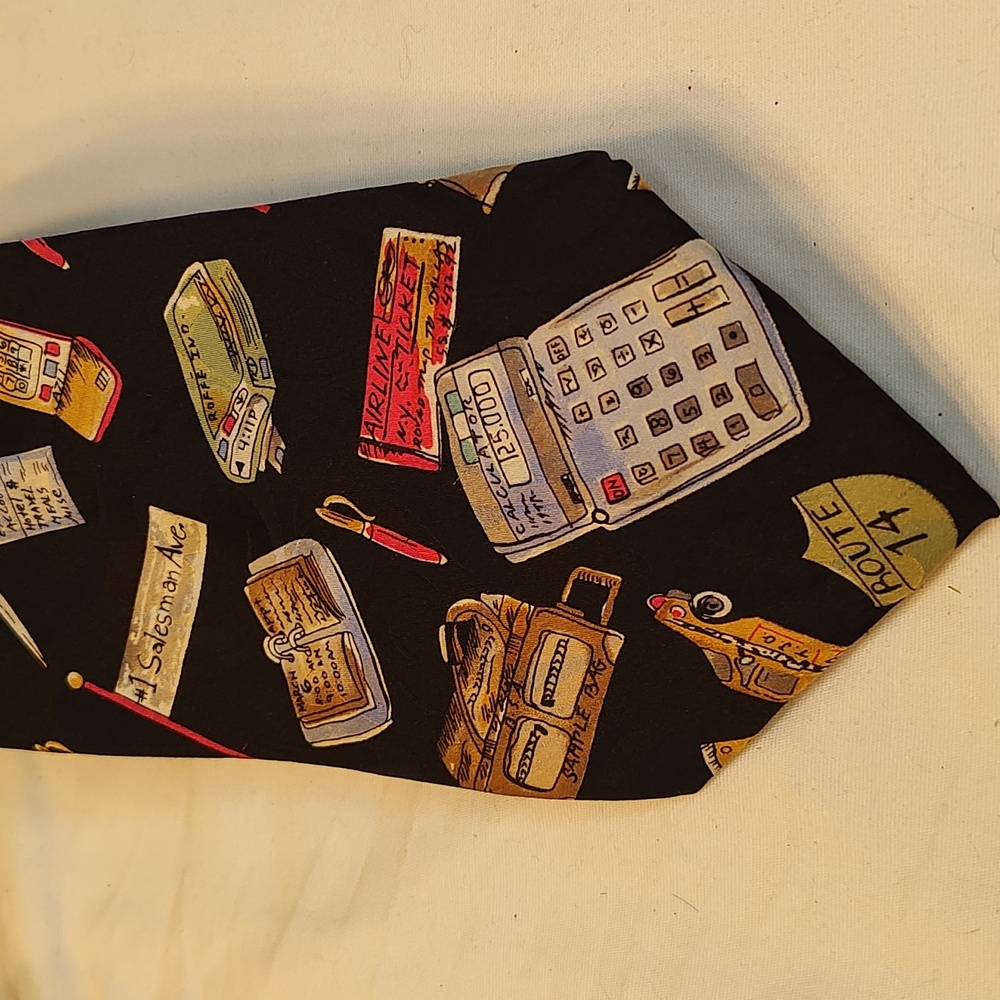 Abstract Bellini Travel/Traveling Salesman tie